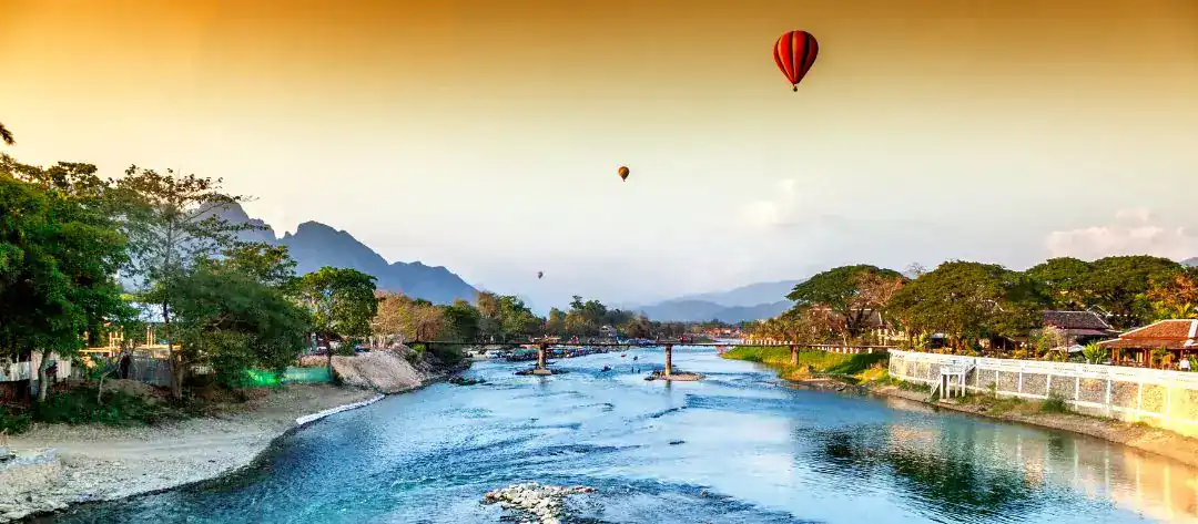 Votre voyage vers Laos commence ici