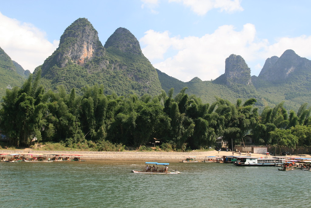 Li-Fluss-Kreuzfahrt
